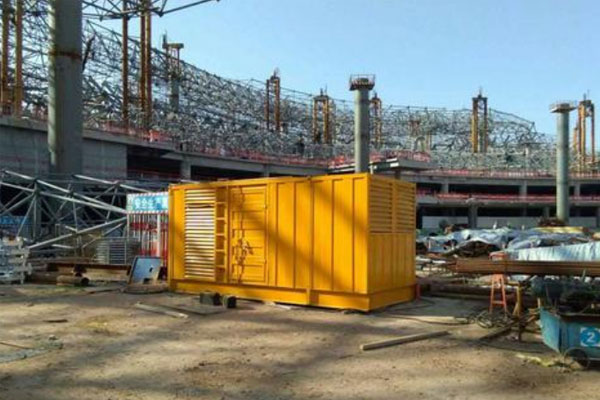 宽甸发电机出租如何判断空气滤清器是否需要更换？